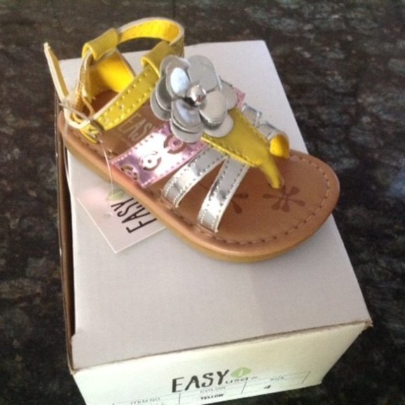 YELLOW SANDALS Girls Shoes by Easy USA Toddler 8 - Picture 1 of 4